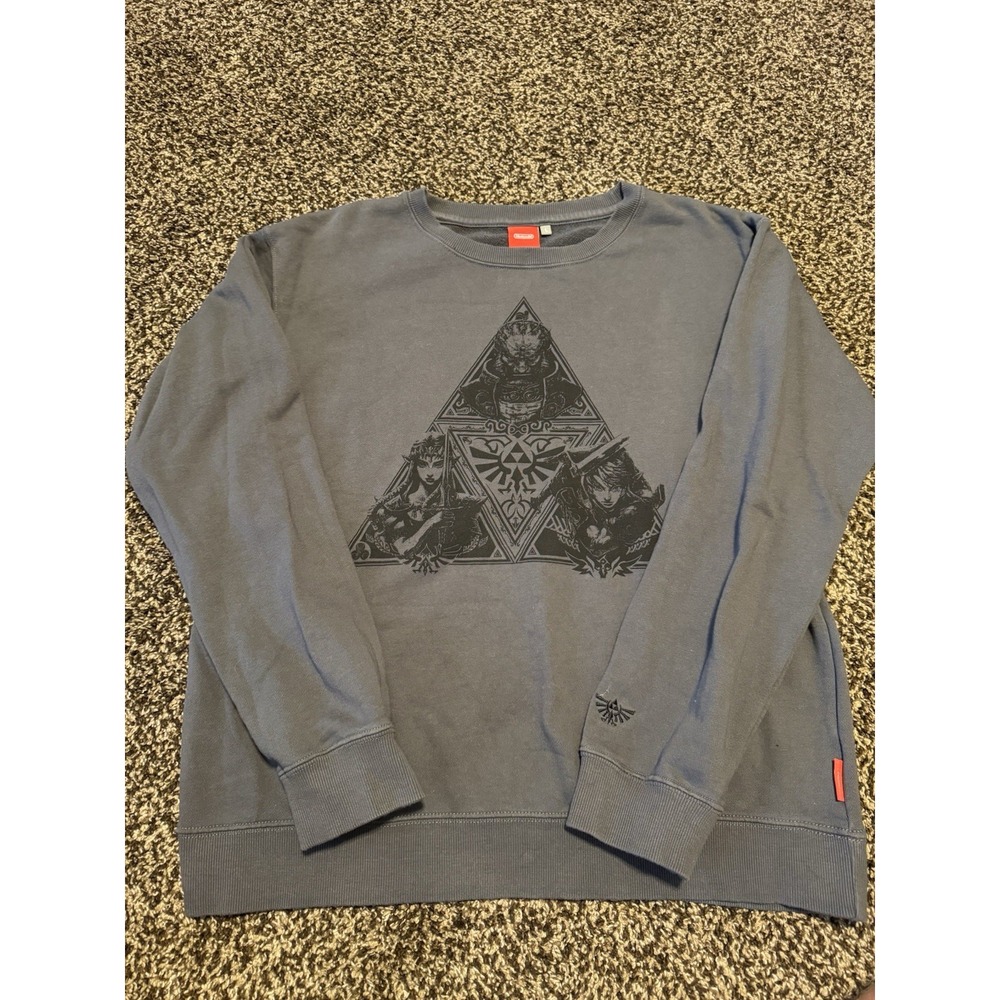 Zelda Triforce Nintendo Sweatshirt Mens Large Gray Fleece Crewneck Pullover